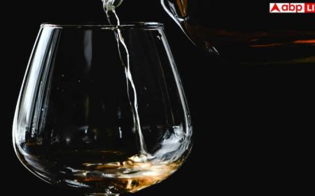 How To Drink Rum: ऐसे पिएंगे रम तो नहीं रहेगा कोई भी गम! 99 पर्सेंट लोग नहीं जानते यह तरीका