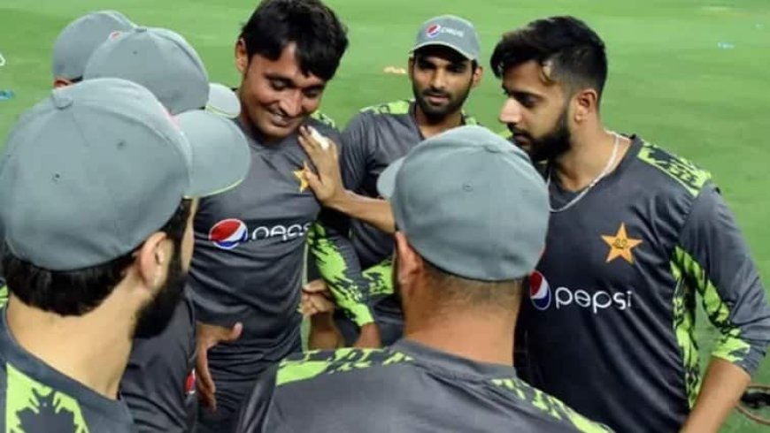 एशिया कप के बीच पाकिस्तानी क्रिकेटर ने लिया संन्यास, अचानक रिटायरमेंट लेकर चौंकाया