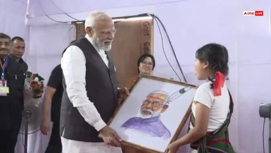 मणिपुर हिंसा के बाद पहली बार इम्फाल पहुंचे PM मोदी, चुराचांदपुर में भारी बारिश के बीच पीड़ितों से की मुलाकात