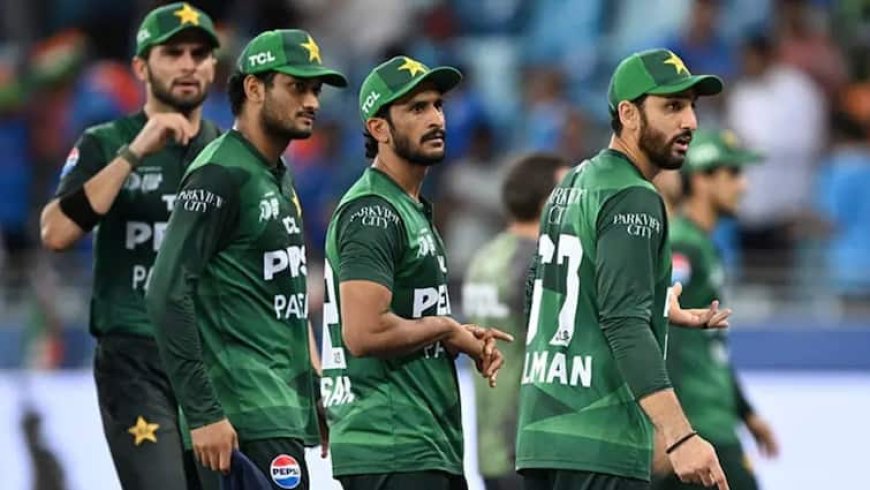 भारत से हार के बाद पाकिस्तान क्रिकेट में उथल-पुथल, शर्मिंदगी में PCB ने अपने ही डायरेक्टर को किया निलंबित