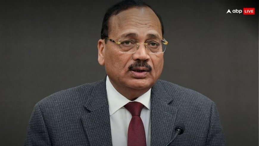 आपको पता भी है हमारी स्थिति, कितने घंटे सो पाते हैं? बार-बार सुनवाई की मांग कर रही वकील से बोले जस्टिस सूर्यकांत