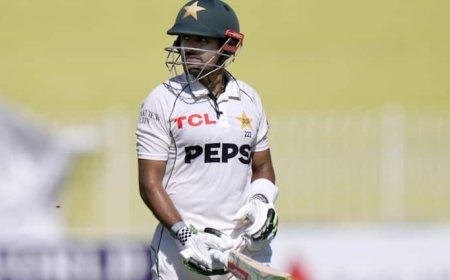 बाबर आजम को लाइव टीवी पर कह दिया 'ड्रामेबाज', पाक दिग्गज की कमेंट्री पर जमकर हुआ बवाल