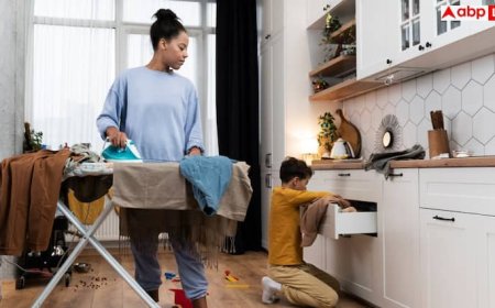 Diwali Cleaning Tips for Health: दिवाली की सफाई करते वक्त भूल से भी मत कर देना यह गलती, शरीर में घर बना लेगी यह बीमारी