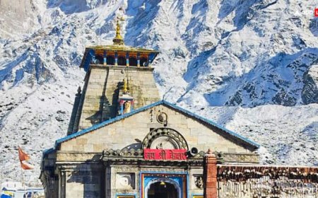 Kedarnath Dham: बर्फ की चादर में लिपटा केदारनाथ धाम, नजारा देख रुक जाएगी आंखे!