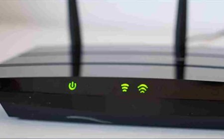 WiFi राउटर की रंग-बिरंगी लाइटें क्या बताती हैं? 99% लोगों को नहीं पता इसका सही मतलब