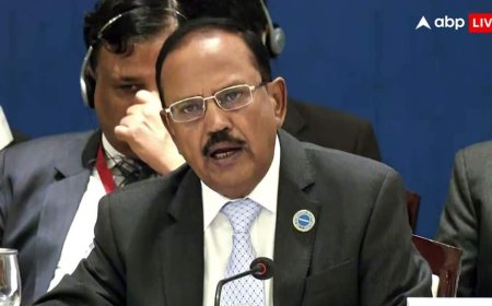 'बदलाव के दौर से गुजर रहा भारत, डरने की...', पड़ोसी देशों में तख्तापलट पर NSA अजित डोभाल का बड़ा बयान