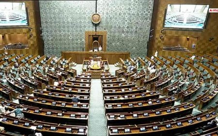 'इतना लेट और वो भी सिर्फ 15 दिनों का', संसद के शीतकालीन सत्र पर कांग्रेस ने उठाए सवाल