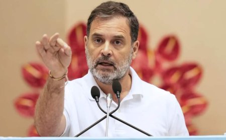 कांग्रेस के ट्रेनिंग कैंप में 2 मिनट लेट पहुंचे राहुल गांधी तो मिली सजा! लगाने पड़े 10 पुशअप