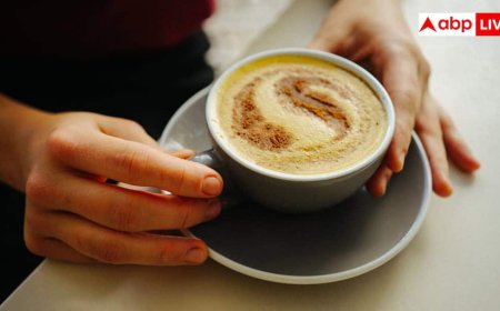 अब कॉफी में हल्दी का तड़का, जानिए टर्मरिक कॉफी को लेकर एक्सपर्ट्स के बताए 7 जबरदस्त फायदे