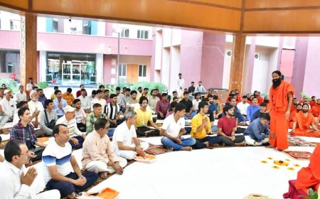 पतंजलि वेलनेस सेंटर में योग-पंचकर्म से कैसे बदल रही लाखों जिंदगियां? जानिए