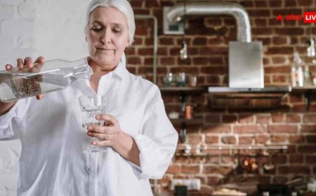 गर्मियों के मुकाबले सर्दियों में रोज कितना पानी पीना चाहिए, जान लीजिए काम की बात