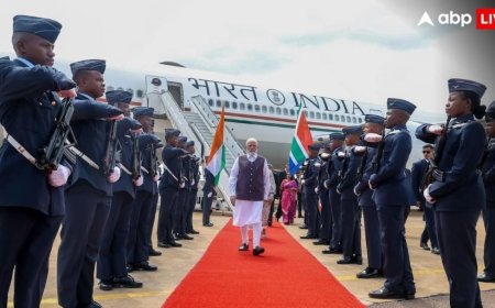 G-20 समिट में हिस्सा लेने जोहानिसबर्ग पहुंचे PM मोदी, एयरपोर्ट पर हुआ भव्य स्वागत, बोले- गर्मजोशी से अभिभूत हूं