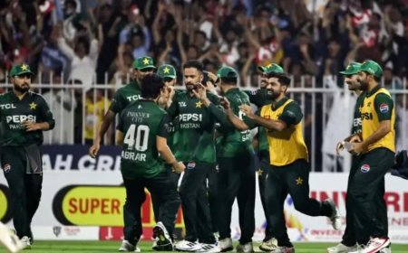 बाबर-अफरीदी के दमदार प्रदर्शन से जीता पाकिस्तान, फाइनल में श्रीलंका को 6 विकेट से रौंदा