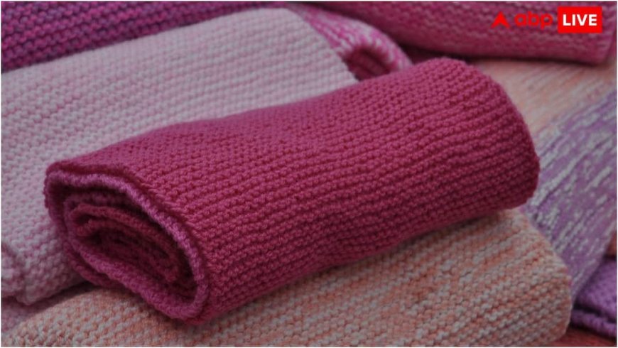 सर्दियों के कपड़ों से आ रही है बदबू, ये हैक्स आएंगे आपके काम