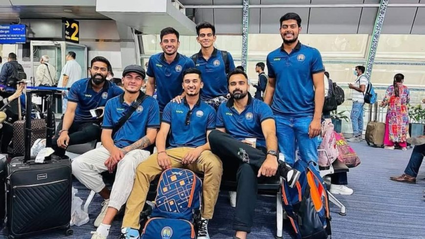 रणजी ट्रॉफी में एक ही टीम के 4 बल्लेबाजों ने लगाया शतक, पहली पारी में बनाया इतना बड़ा स्कोर