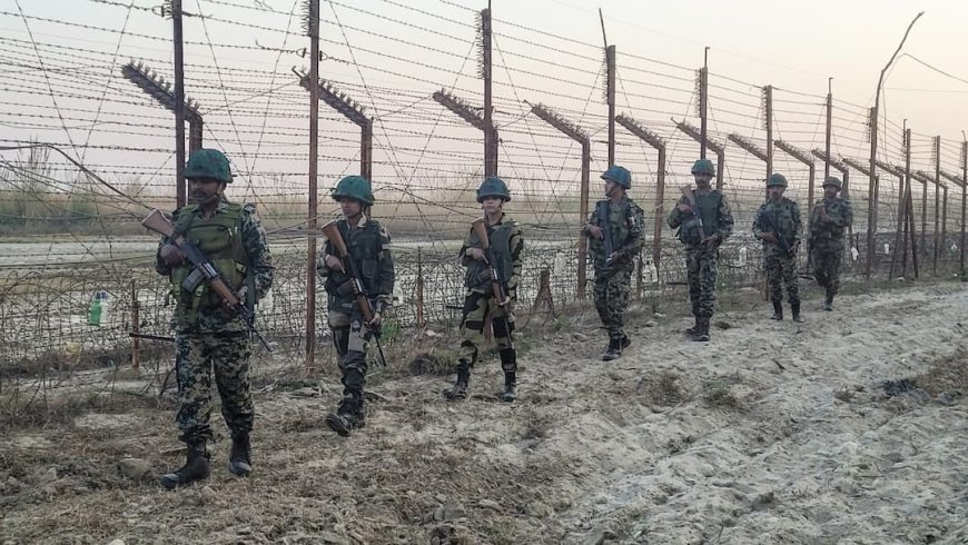 पाकिस्तान में ऑपरेशन सिंदूर का खौफ, बॉर्डर से हटाए 72 आतंकी लॉन्चपैड;  BSF बोली- हम जंग के लिए तैयार