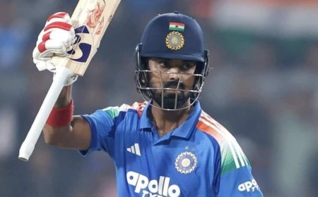 KL Rahul Record: डेथ ओवरों में केएल राहुल ने रचा नया कीर्तिमान, बने सबसे ज्यादा रन बनाने वाले दुनिया के तीसरे बल्लेबाज!