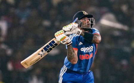 सूर्यकुमार यादव दक्षिण अफ्रीका के खिलाफ तीसरे मैच में भी हुए फ्लॉप, खराब फॉर्म पर मोहम्मद कैफ ने दी नसीहत