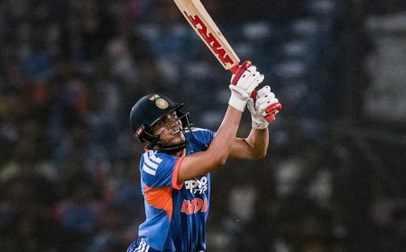 साउथ अफ्रीका के खिलाफ आखिरी दो टी-20 से बाहर हो गया ये स्टार बल्लेबाज! टीम इंडिया को बड़ा झटका