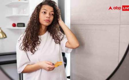 सर्दी बढ़ते ही बालों में होने लगा है डैंड्रफ, ये वाला शैंपू आएगा आपके काम