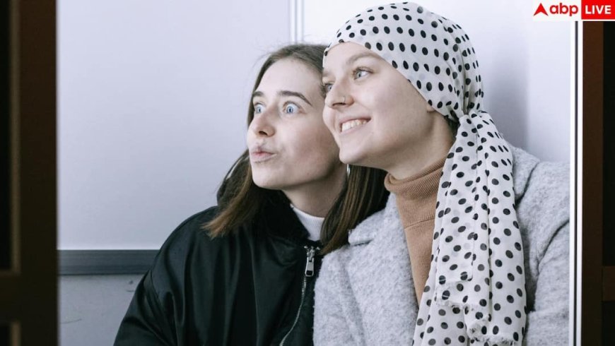 Colon Cancer Symptoms: 30 साल उम्र के बाद नजर आएं ये 4 साइन तो तुरंत भागें डॉक्टर के पास, वरना कोलन कैंसर बना लेगा शिकार