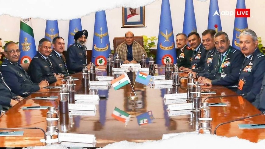 पृथ्वीराज चव्हाण के बयान से इधर मचा बवाल, उधर वायुसेना के कमांडर्स से मिलकर क्या बोले राजनाथ सिंह, जानें