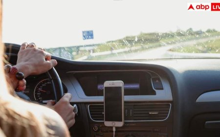 ड्राइविंग के दौरान तेज संगीत सुनना कितना खतरनाक, जानें क्या कहते हैं एक्सपर्ट्स?