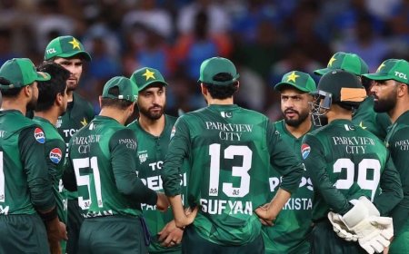 T20 World Cup 2026 के लिए पाकिस्तान ने ICC को सौंपी खिलाड़ियों की लिस्ट, बाबर-शाहीन का कटा पत्ता? जानें किसे-किसे मिली जगह