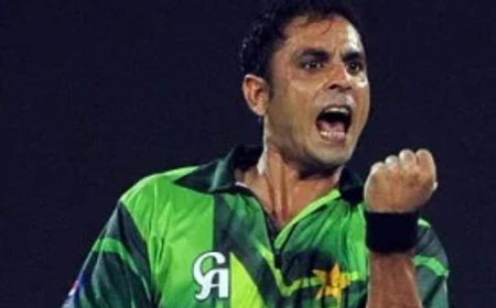 बिना कोई गेंद फेंके ही दे दिए 8 रन..., पाकिस्तानी गेंदबाज के नाम 'शर्मनाक' रिकॉर्ड; जानें कैसे हुआ ये संभव