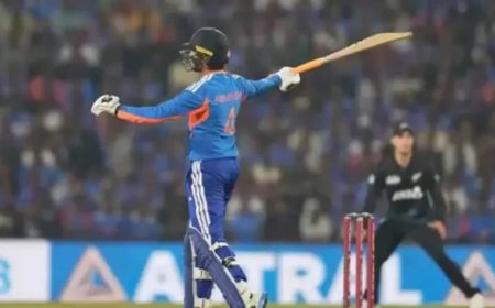 अभिषेक शर्मा के बैट में लगी थी स्प्रिंग? न्यूजीलैंड के खिलाड़ियों को नंबर-1 बल्लेबाज पर हुआ शक; जानें पूरा मामला