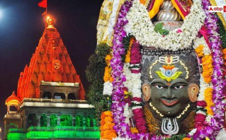 गणतंत्र दिवस 2026 पर केसरिया रंग से सजे बाबा महाकाल और काशी विश्वनाथ ज्योतिर्लिंग, करें दर्शन