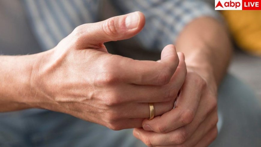 Knuckle Cracking: बार-बार चटकाने से कमजोर हो जाती हैं उंगलियों की हड्डियां, कितनी सही है यह बात?