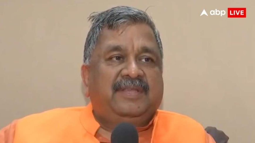 'हम JNU में ही उनकी कब्र खोद देंगे', विवादित नारों को लेकर बोले VHP नेता, बजरंग दल का सामूहिक हनुमान चालीसा कार्यक्रम