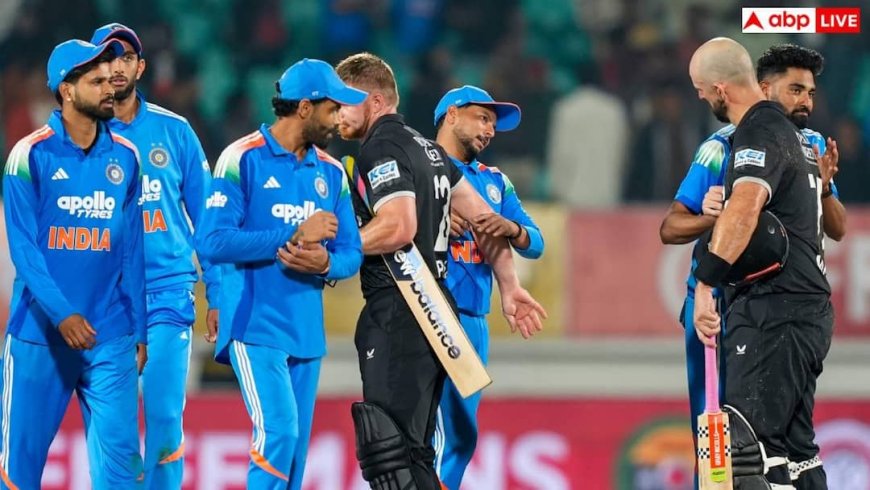 IND vs NZ 2nd ODI: राजकोट वनडे में न्यूजीलैंड के खिलाफ हार का जिम्मेदार कौन? कुलदीप से कृष्णा तक इन 5 खिलाड़ियों पर गिरी गाज