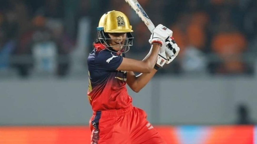 WPL में विजयरथ पर सवार RCB, गुजरात को 61 रनों से रौंद लगाया जीत का पंजा