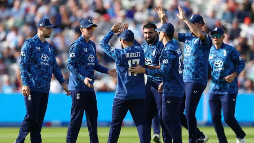 टी20 वर्ल्ड कप से पहले इंग्लैंड का बज गया बैंड, भारत के पड़ोसी देश ने बुरी तरह धो डाला