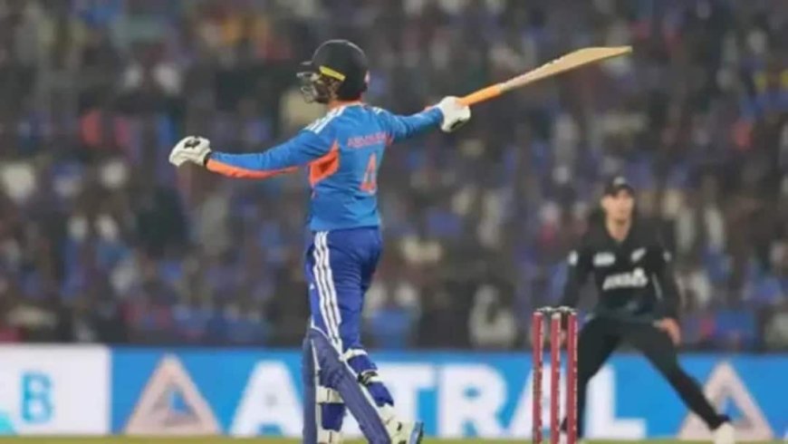 अभिषेक शर्मा के बैट में लगी थी स्प्रिंग? न्यूजीलैंड के खिलाड़ियों को नंबर-1 बल्लेबाज पर हुआ शक; जानें पूरा मामला