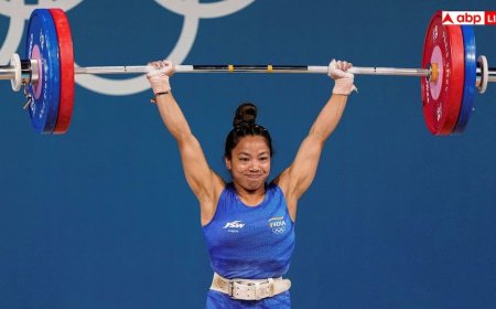 मीराबाई चानू ने रचा इतिहास, वेटलिफ्टिंग में तोड़ डाले तीन-तीन राष्ट्रीय रिकॉर्ड