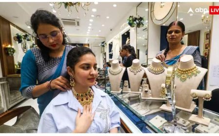 Gold Silver Price Today: सोने-चांदी की कीमतों में आज फिर गिरावट; चांदी 4000 रुपये फिसली, शादी सीजन में मिली राहत