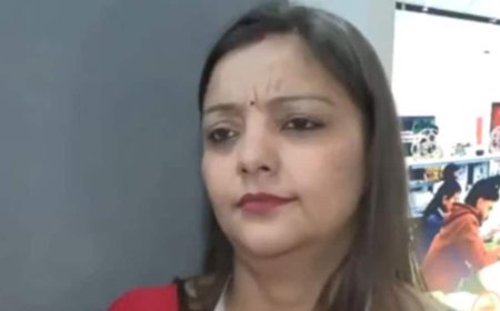 कौन हैं नेहा सिंह? AI समिट में चाइनीज रोबोटिक डॉग को लेकर क्यों हुईं वायरल, जानें