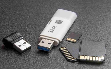 पेन ड्राइव की ये छोटी सी गलती कर देगी सालों का डेटा साफ! क्या आप भी रोज कर रहे हैं ये लापरवाही?