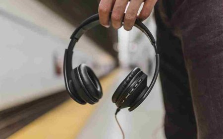 चौंकाने वाला खुलासा! बड़े ब्रांड्स के हेडफोन में मिले खतरनाक केमिकल्स, स्टडी में हुआ चौंकाने वाला खुलासा