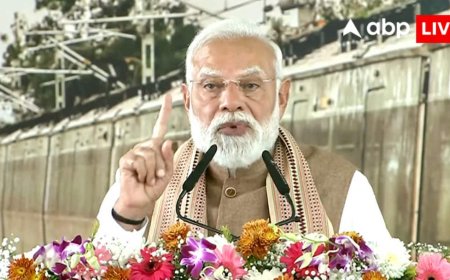 'कांग्रेस पहले से ही नंगी', AI समिट में शर्टलैस प्रदर्शन पर PM मोदी ने जमकर सुनाया