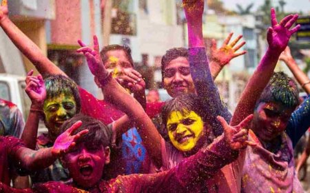 Holi 2026 पर WhatsApp स्टेटस से करें कमाल! ऐसे बनाएं अपने नाम वाले कस्टम स्टिकर और मिनटों में करें शेयर
