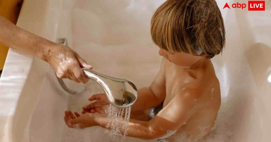 गर्म पानी से नहाने के क्या हैं नुकसान? जानकर आप भी रह जाएंगे हैरान