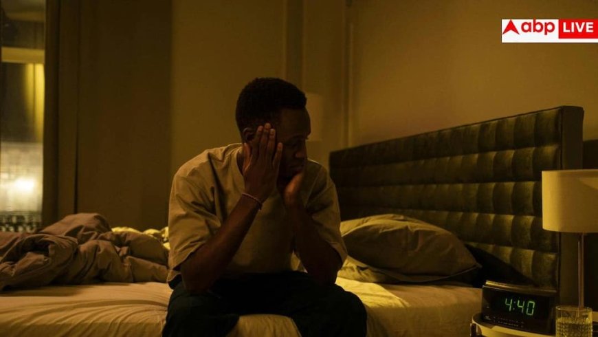 Sleep Disorder: क्या रात में बार-बार खुलती है आपकी भी नींद, जानें किन बीमारियों से बढ़ रही परेशानी?