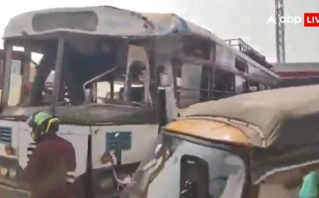 संगारेड्डी के सदाशिवपेट में NH-65 पर आरटीसी बस-लॉरी की जोरदार टक्कर, 15 यात्री गंभीर घायल