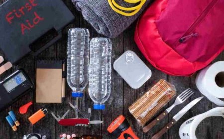 जंग जैसे हालात में भी नहीं टूटेगा संपर्क! ये 5 जरूरी गैजेट्स आपातकाल में बनेंगे आपकी लाइफलाइन