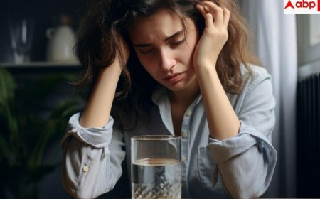 Signs Of Dehydration: प्यास लगने का इंतजार करना पड़ सकता है भारी! शरीर दे रहा है ये 'खामोश' संकेत