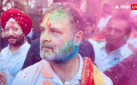 'नफरत मिटाने वाली होली', राहुल गांधी ने दी शुभकामनाएं, कांग्रेस नेताओं के साथ जमकर खेली होली